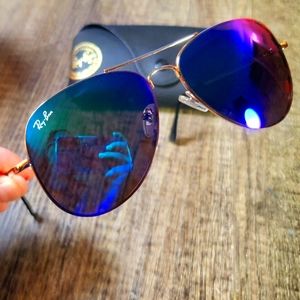 Ray Ban Aviator Sunglasses RB3026 Gold with Purple Lenses includes case